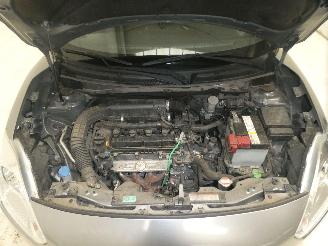 Suzuki Swift GL picture 26