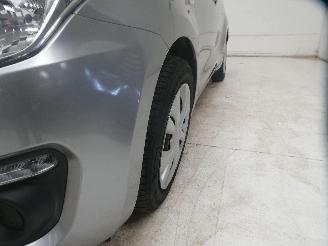Suzuki Swift GL picture 4