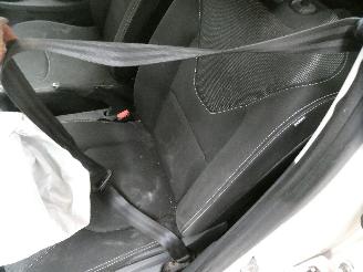 Renault Clio IV GRANDTOUR EX picture 18
