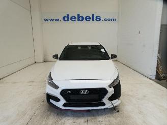 krockskadad bil auto Hyundai I-30 N 2019/9