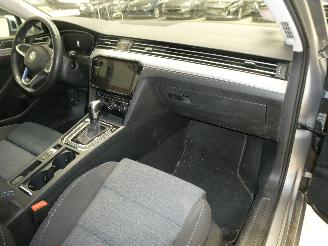Volkswagen Passat GTE picture 12