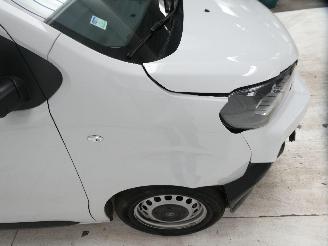 Citroën Jumpy 2.0D picture 16