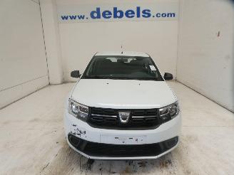 skadebil auto Dacia Sandero ESSENTIEL 2020/5