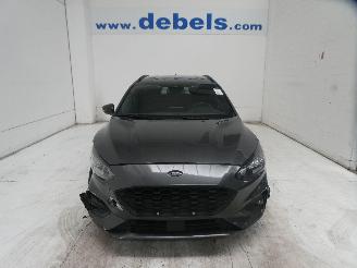 krockskadad bil auto Ford Focus ST-LINE X 2020/7