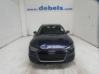 Schadeauto Audi A4 AVANT BUSINESS ATTRA 2022/10