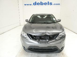 krockskadad bil auto Nissan Qashqai 1.2 2015/5