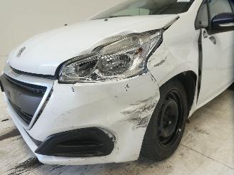 Peugeot 208 LIKE picture 5