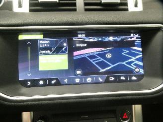 Land Rover Range Rover Evoque 2.0D  SE picture 18