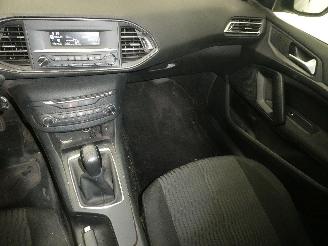 Peugeot 308 II SW ACTIVE picture 13