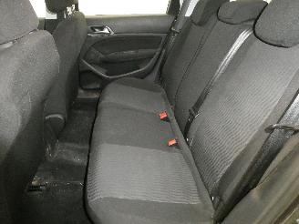 Peugeot 308 II SW ACTIVE picture 17