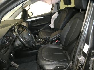 BMW 2-serie 216D picture 20
