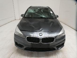 BMW 2-serie 216D picture 2