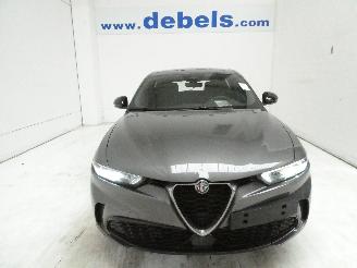 Damaged car Alfa Romeo Tonale 1.6D 2024/3