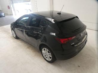 Opel Astra K picture 10