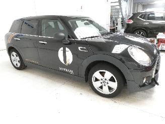 Mini Cooper ONE CLUBMAN picture 9
