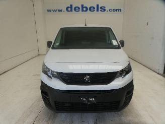 Damaged car Peugeot Partner 1.5D 2023/9