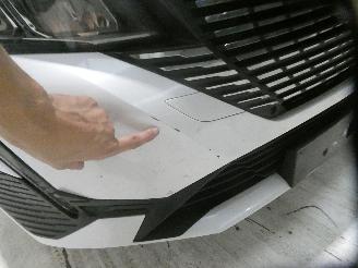 Peugeot 308 III ALLURE picture 12