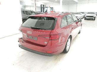 Audi A4 2.0D AVANT picture 12