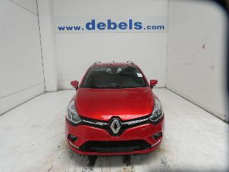 damaged passenger cars Renault Clio IV GRANDTOUR CO 2020/2