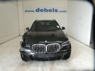 krockskadad bil auto BMW X5 XDRIVE 45E 2023/6