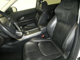 Land Rover Range Rover Evoque 2.0D picture 21