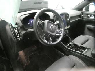 Volvo C-40 RECHARGE/E picture 18