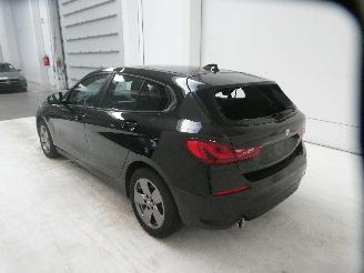 BMW 1-serie 1.5D D picture 6