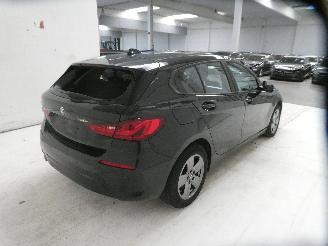 BMW 1-serie 1.5D D picture 10