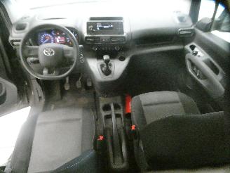 Toyota ProAce CITY VERSO SH picture 15