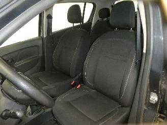Dacia Sandero ESSENTIEL picture 16