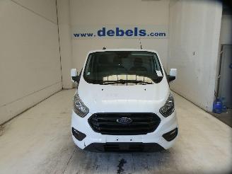 skadebil auto Ford Transit 2.0D CUSTOM 2023/9