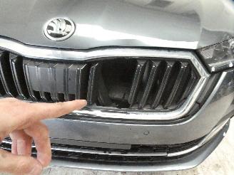 Skoda Octavia 1.0 AMBITION picture 12