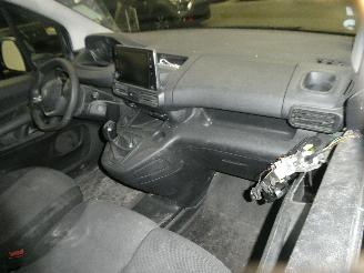 Peugeot Partner 1.6D picture 15