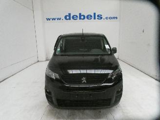 skadebil bedrijf Peugeot Partner 1.6D 2019/8