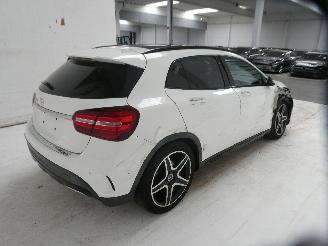Mercedes GLA 200 D picture 6