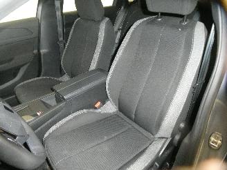 Peugeot 308 III ACTIVE PACK picture 21