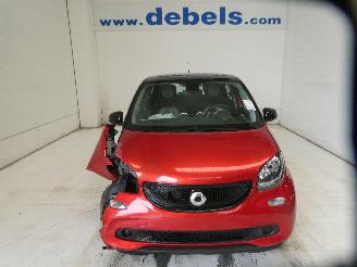 Damaged car Smart Forfour  2016/12