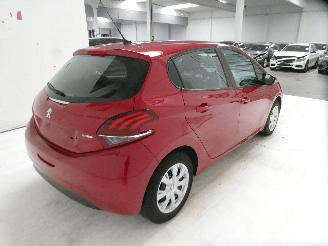 Peugeot 208 ACTIVE picture 9