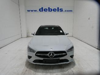 skadebil bedrijf Mercedes Cla-klasse 180 D 2023/2