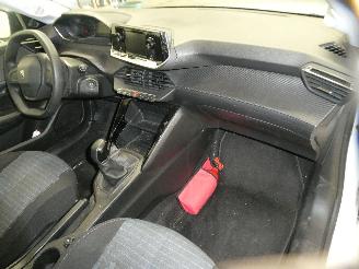 Peugeot 208 II LIKE picture 14