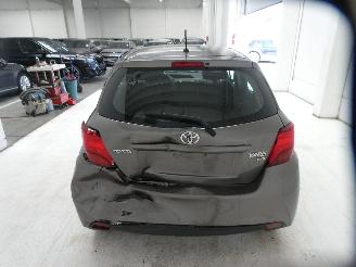 Toyota Yaris  picture 8