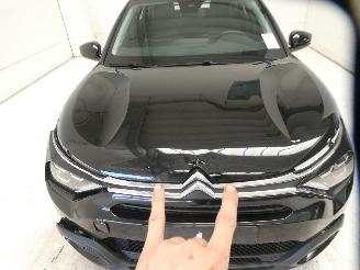 Citroën C4 SHINE 1.2 PURE TECH picture 3