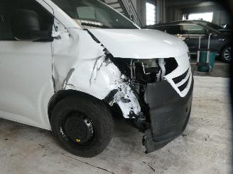 Volkswagen Transporter 2.D picture 9