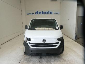 skadebil auto Volkswagen Transporter 2.D 2025/10