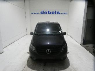 skadebil bedrijf Mercedes Vito 114 CDI LANG AC 2022/7
