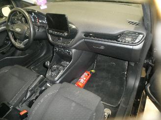 Ford Fiesta TITANIUM picture 12