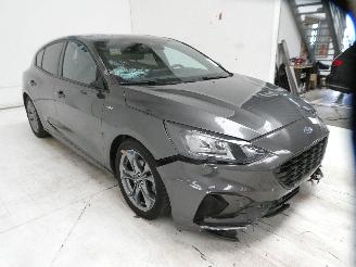 Ford Focus 1.5D ST-LINE X picture 11
