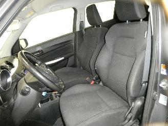 Suzuki Swift  picture 18