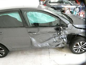 Volkswagen Golf COMFORTLINE picture 8