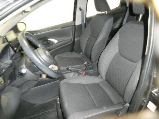 Toyota Yaris  picture 16